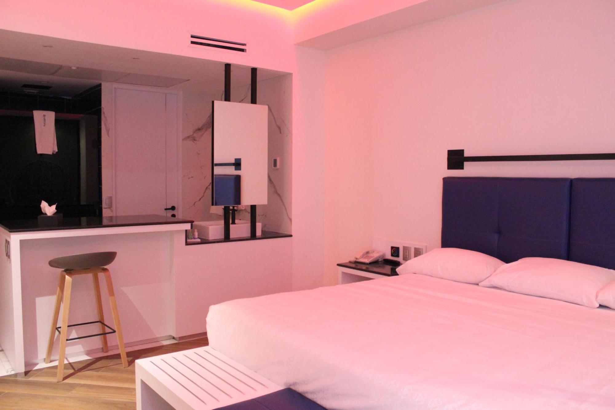 Weenjoy Hotels Grand Prix Aeropuerto Cdmx Mexico by Rom bilde